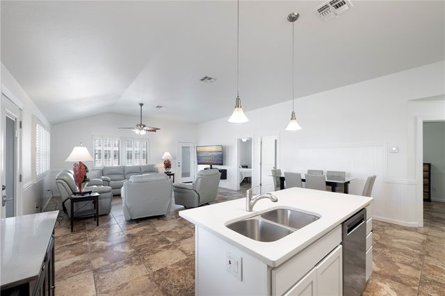 403 Spencers Landing, Port Aransas, TX 78373
