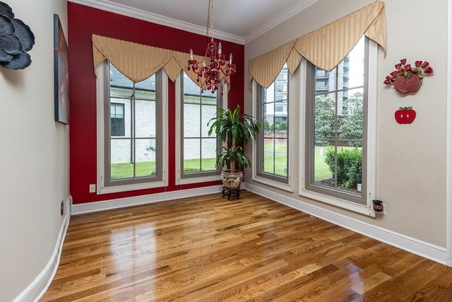 100 FOUNDERS LN, Memphis, TN 38103