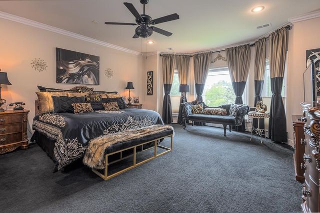 100 FOUNDERS LN, Memphis, TN 38103