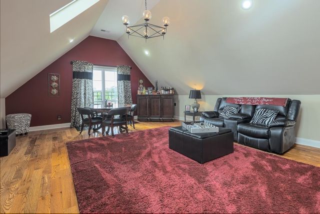 100 FOUNDERS LN, Memphis, TN 38103
