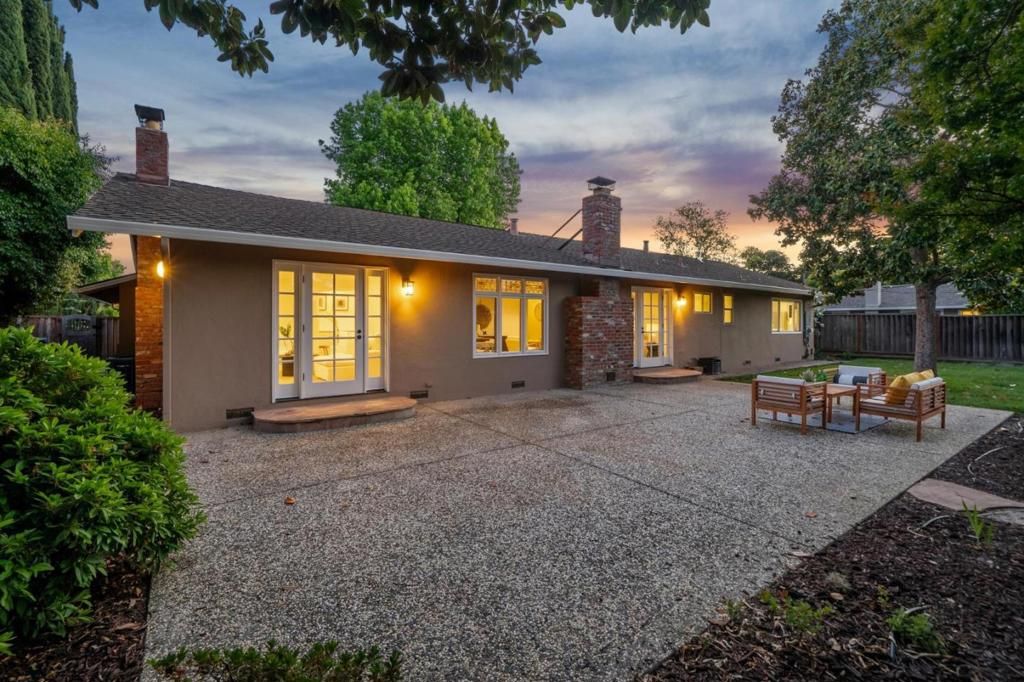 Image 23 of property listing at 18941 Cyril Place, Saratoga, CA 95070