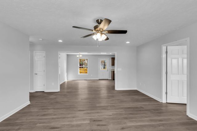 257 Hendrixson Drive, Manchester, TN 37355