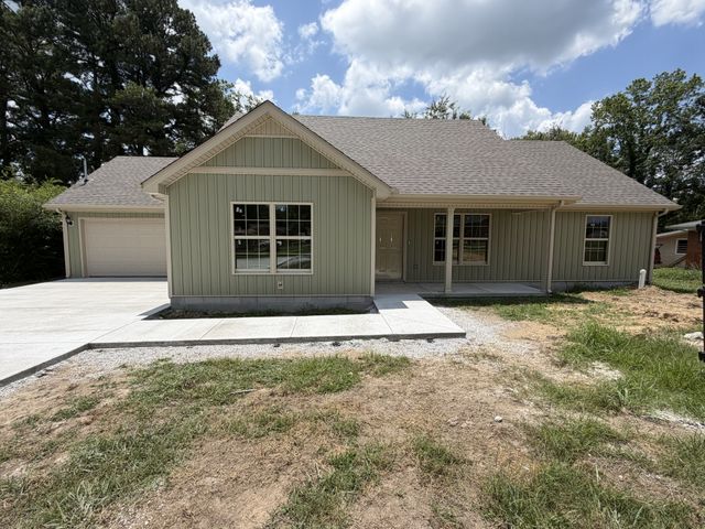257 Hendrixson Drive, Manchester, TN 37355