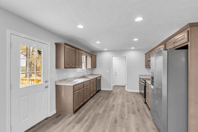 257 Hendrixson Drive, Manchester, TN 37355