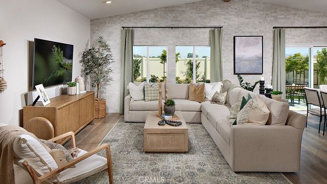 435 Maiden Cross Court, San Jacinto, CA 92582