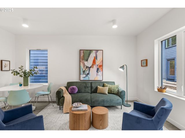 9995 Se Cottage Ln 10, Milwaukie, OR 97222