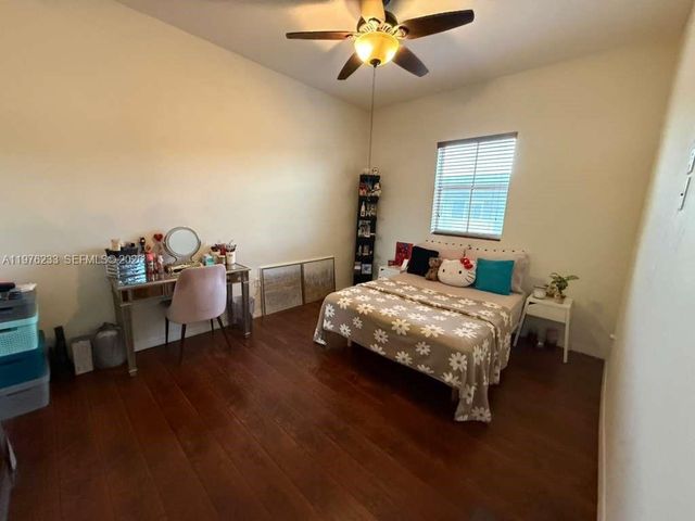 8800 NW 107th Ct 218, Doral, FL 33178