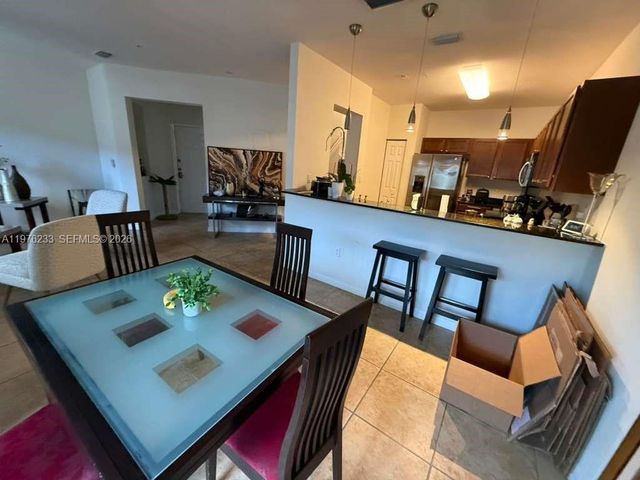 8800 NW 107th Ct 218, Doral, FL 33178