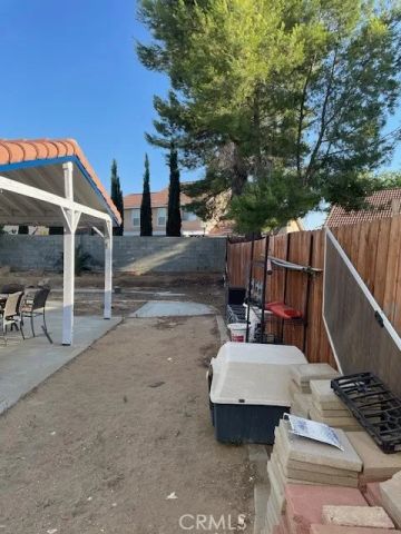 1726 E Avenue R12, Palmdale, CA 93550