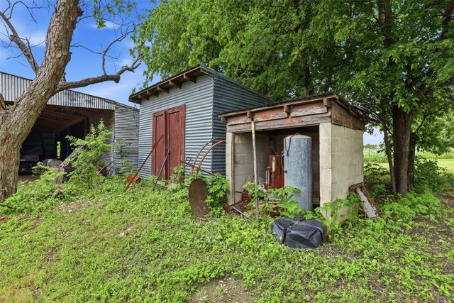 745 County Road 1123, Cleburne, TX 76033