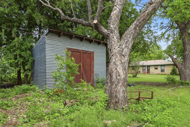 745 County Road 1123, Cleburne, TX 76033
