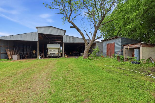 745 County Road 1123, Cleburne, TX 76033
