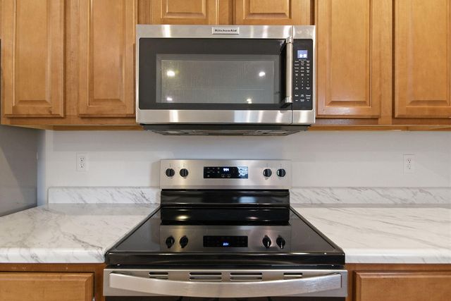2005 SWINDON AVE, Columbia, MO 65203