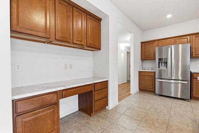 2005 SWINDON AVE, Columbia, MO 65203