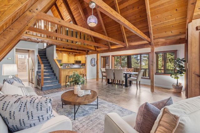 18081 Redwood Drive, Los Gatos, CA 95033