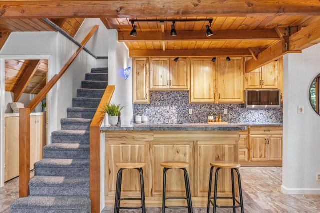 18081 Redwood Drive, Los Gatos, CA 95033