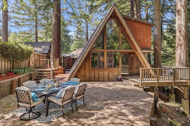 18081 Redwood Drive, Los Gatos, CA 95033