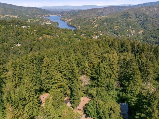 18081 Redwood Drive, Los Gatos, CA 95033