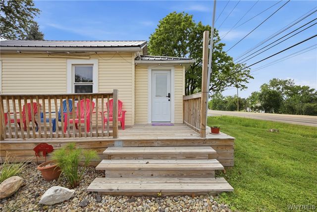 5099 Big Tree Road, Orchard Park, NY 14127