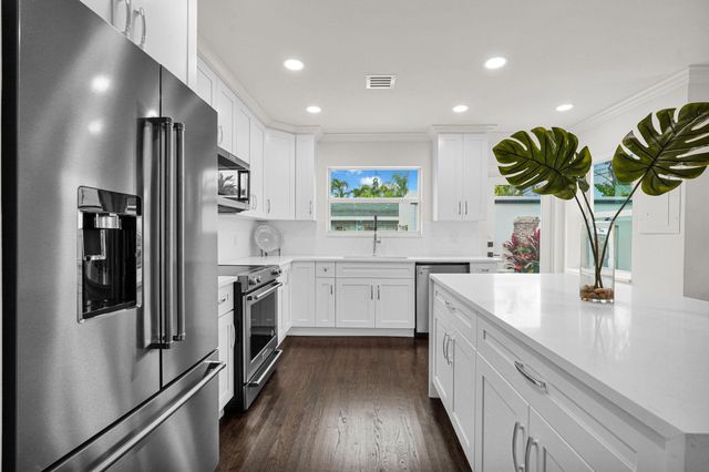 4015 Washington Road, West Palm Beach, FL 33405