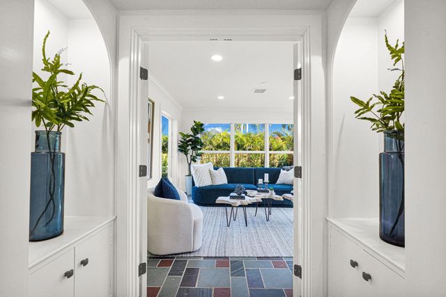 4015 Washington Road, West Palm Beach, FL 33405