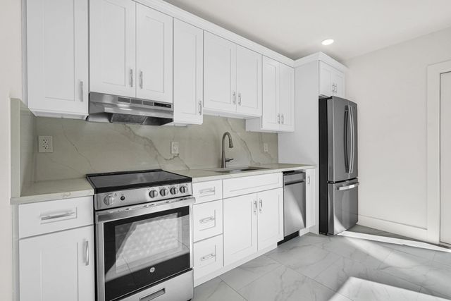 4015 Washington Road, West Palm Beach, FL 33405