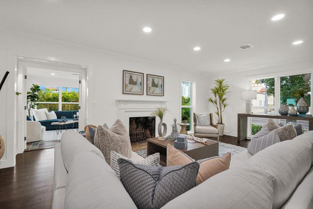 4015 Washington Road, West Palm Beach, FL 33405