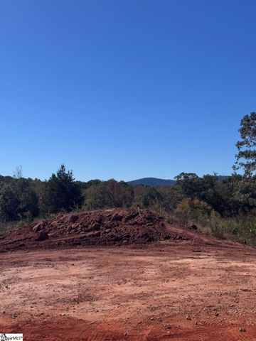 91 S Bates Road, Taylors, SC 29687