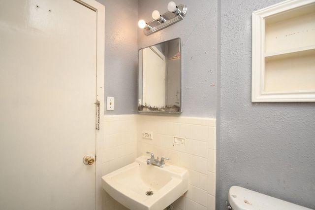 4231 S Acres Drive, Houston, TX 77047