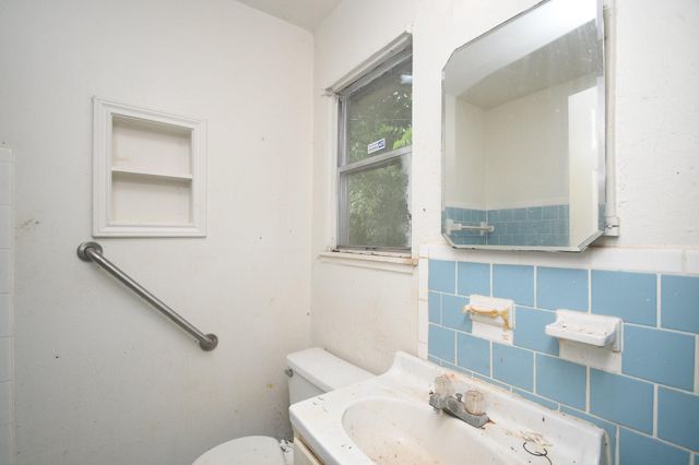 4231 S Acres Drive, Houston, TX 77047