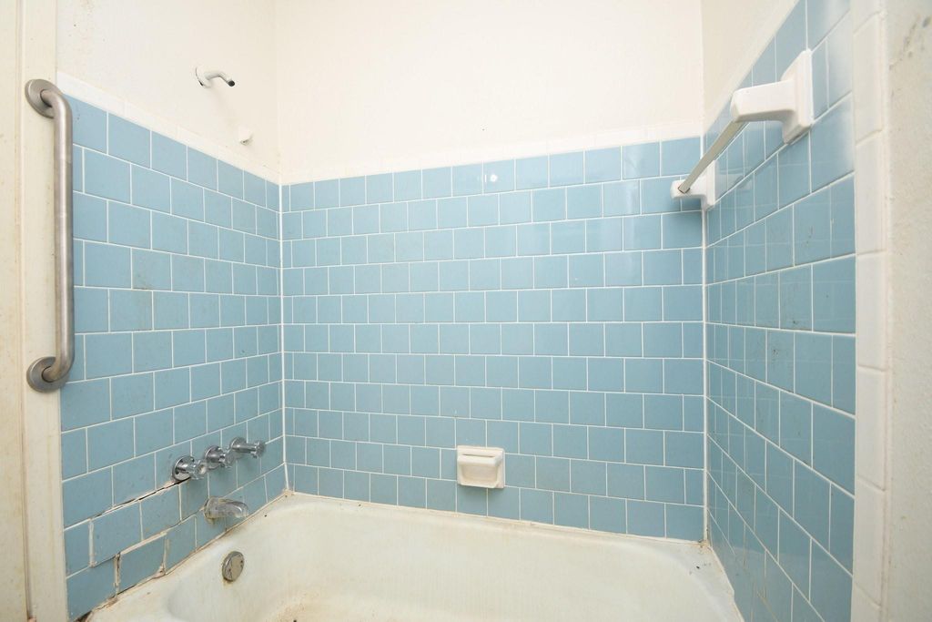 4231 S Acres Drive, Houston, TX 77047