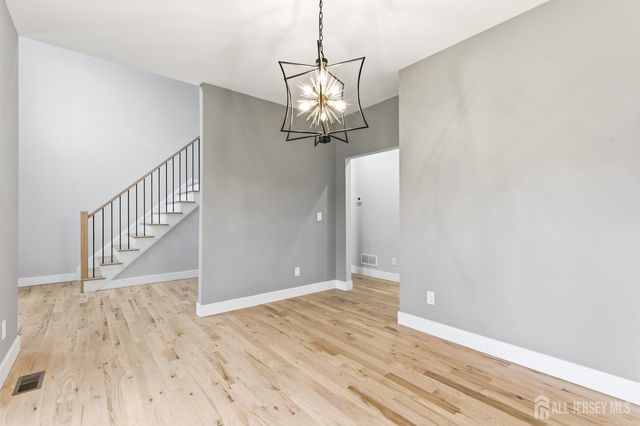 1270 Barkley Place, North Brunswick, NJ 08902