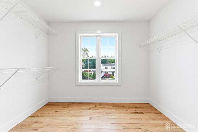 1270 Barkley Place, North Brunswick, NJ 08902
