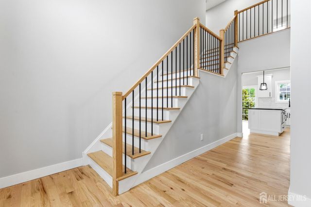 1270 Barkley Place, North Brunswick, NJ 08902
