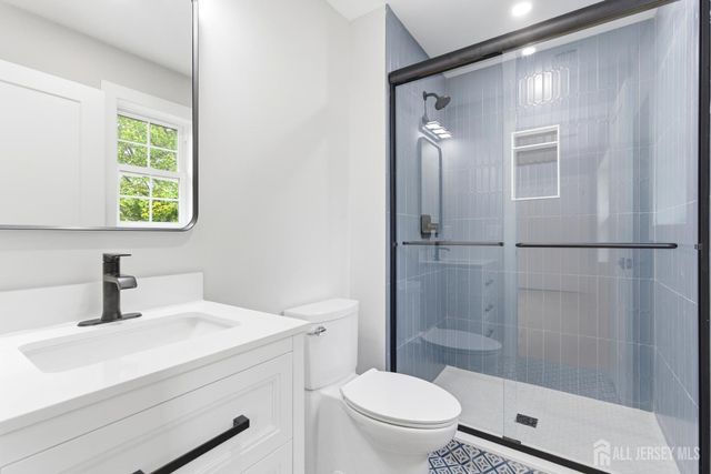 1270 Barkley Place, North Brunswick, NJ 08902