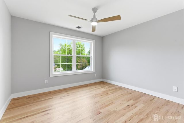 1270 Barkley Place, North Brunswick, NJ 08902