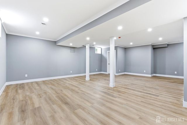 1270 Barkley Place, North Brunswick, NJ 08902