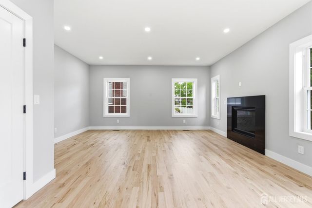 1270 Barkley Place, North Brunswick, NJ 08902