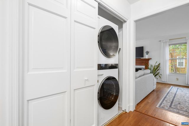 1518 OLD BROOK RD, Charlottesville, VA 22901