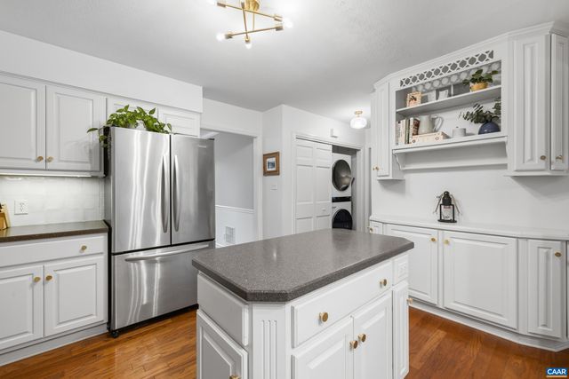 1518 OLD BROOK RD, Charlottesville, VA 22901