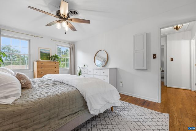 1518 OLD BROOK RD, Charlottesville, VA 22901