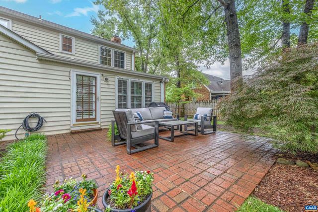 1518 OLD BROOK RD, Charlottesville, VA 22901