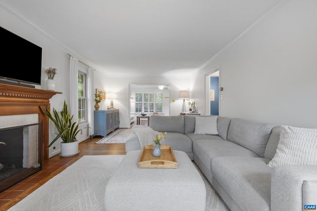1518 OLD BROOK RD, Charlottesville, VA 22901