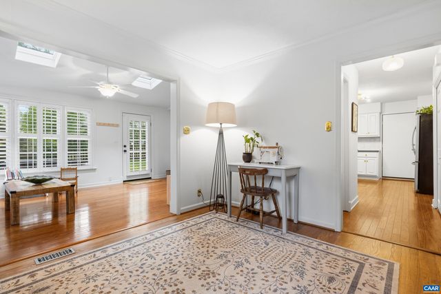 1518 OLD BROOK RD, Charlottesville, VA 22901