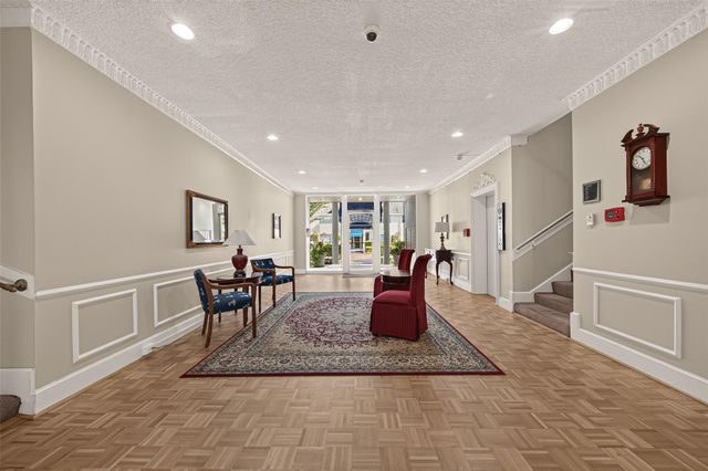 2701 Bellefontaine Street B4, Houston, TX 77025