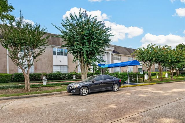 2701 Bellefontaine Street B4, Houston, TX 77025