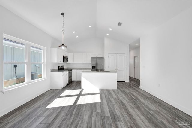 5316 Cambria Dr, Pensacola, FL 32507