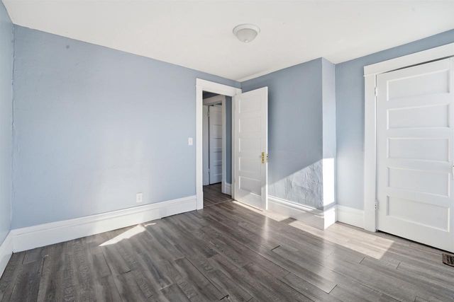 513 EVANS STREET, Oshkosh, WI 54901