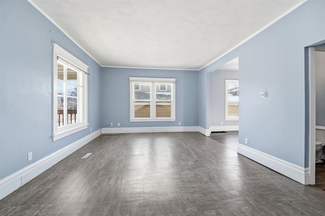 513 EVANS STREET, Oshkosh, WI 54901