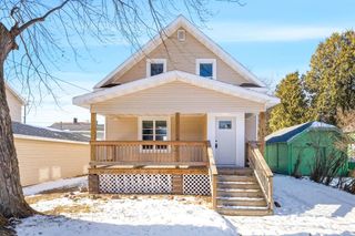 513 EVANS STREET, Oshkosh, WI 54901